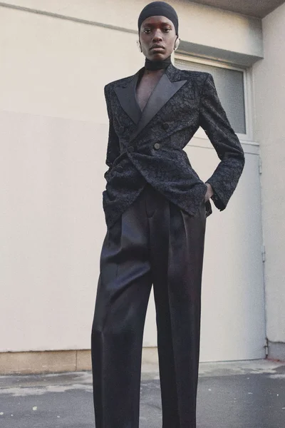 Look 77